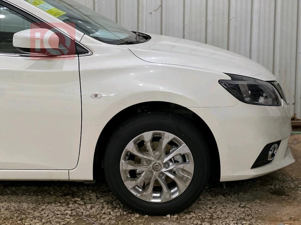 نيسان سنترا